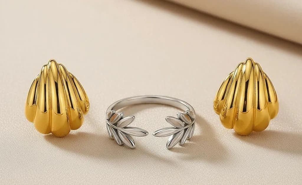 Shell Earring & Silver Ring