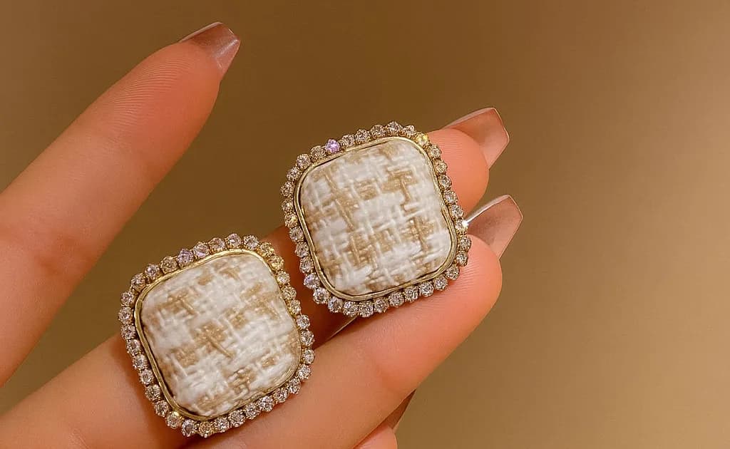 Woven Texture Halo Stud Earrings