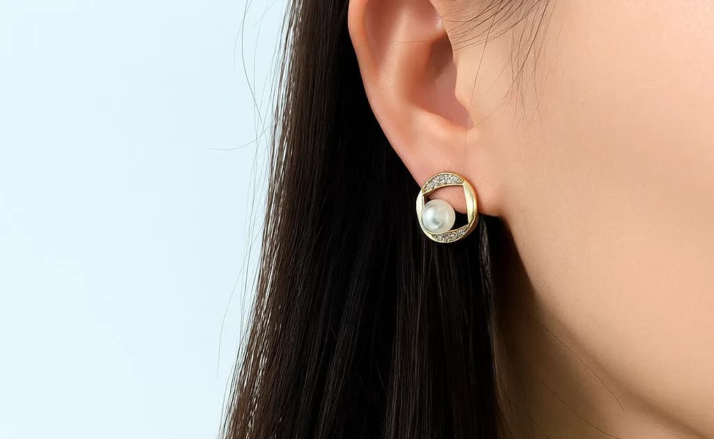 Curved Pearl Hoop Earrings