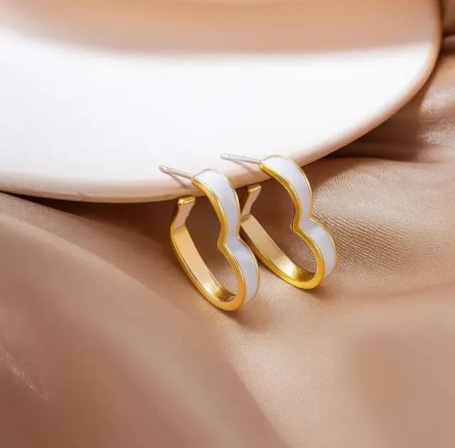 New oil drop heart earrings