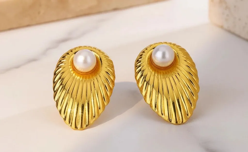 Gold Scallop Shell Earrings